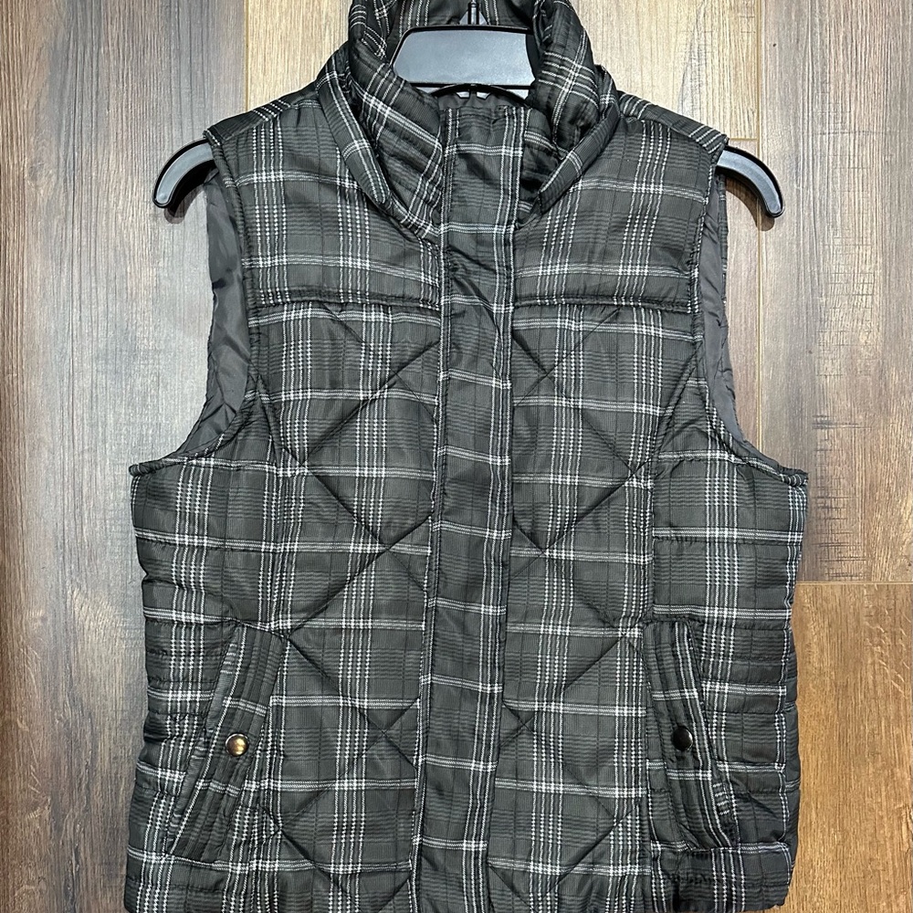 Razzle Dazzle Plaid Quilted Women's Vest